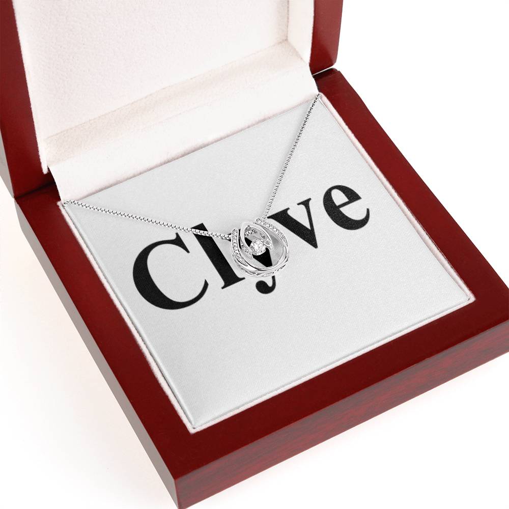 Lucky In Love Necklace - Clyve